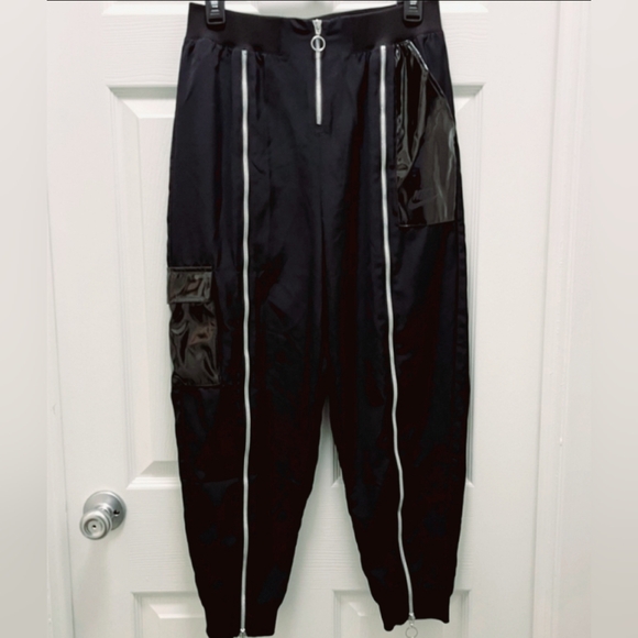 Nike Sportswear Icon Clash Zipper Pants - Picture 8 of 14